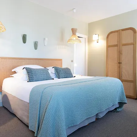 Cezanne Boutique-hotel Отель Экс-ан-Прованс
