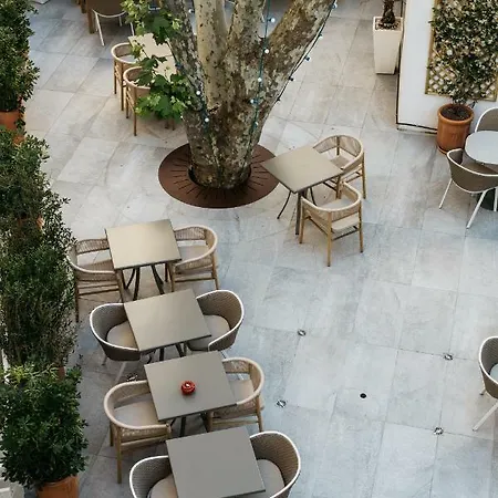 Cezanne Boutique-hotel Отель Экс-ан-Прованс